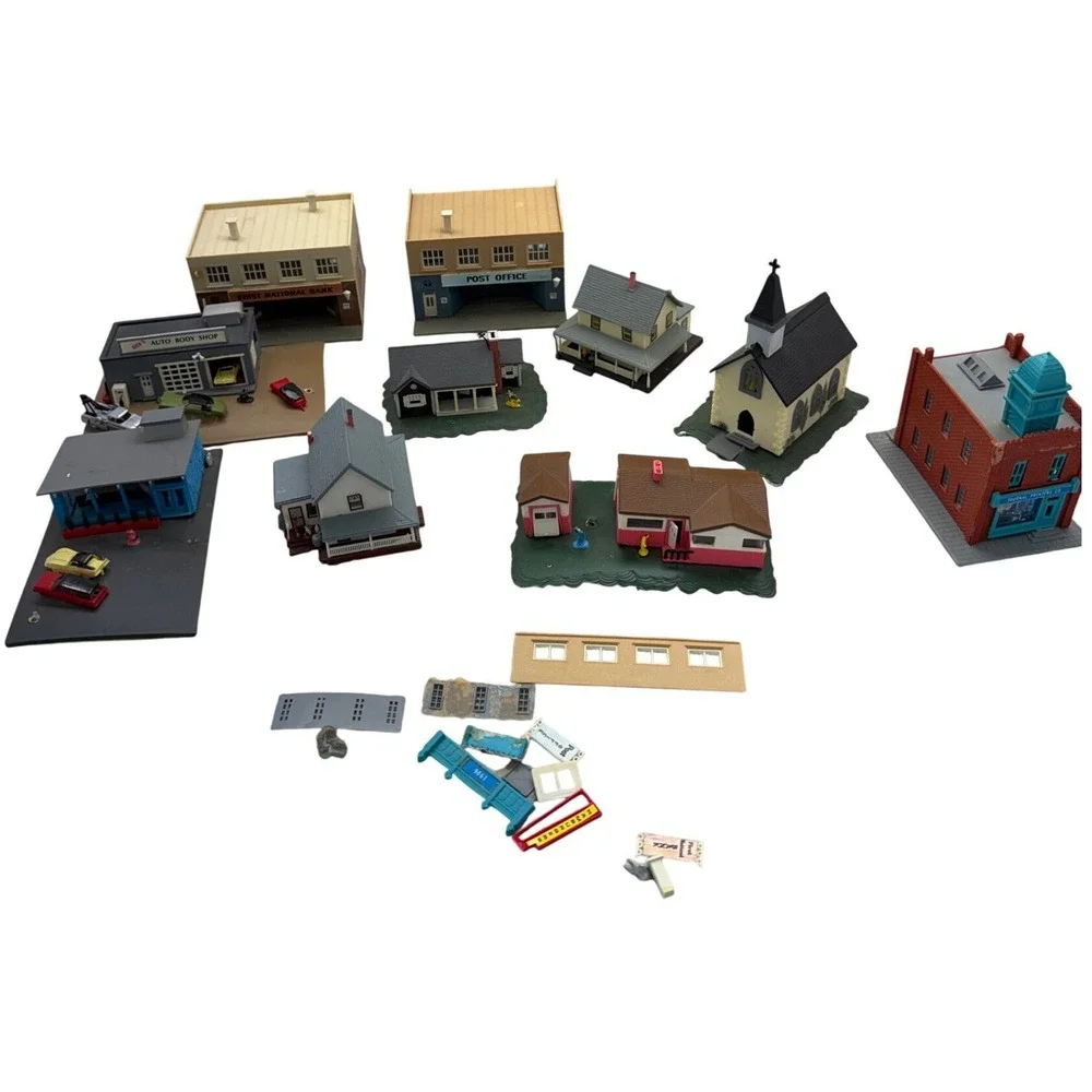 Vintage N Scale Model Train Buildings Lot Town Scenery Auto Shop Bank Church